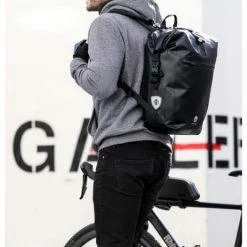 Beste Pirce ???? RHINOWALK Fietstas - Rugzak - Rolltop - Schoudertas - Schooltas - Volledig Waterdicht 27L ???? 12 Beste Pirce ???? RHINOWALK Fietstas - Rugzak - Rolltop - Schoudertas - Schooltas - Volledig Waterdicht 27L ???? -bike shop 463x840 3