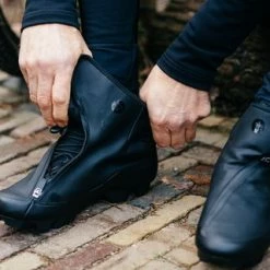 Gloednieuw ✔️ AGU M710 Fietschoenen - Zwart - Maat 42 ❤️ -bike shop 550x320 5