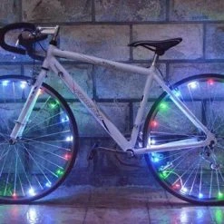 Coupon ???? Merkloos Wielverlichting | Spaakverlichting LED | Spaak Wiel Led Verlichting | Fiets Licht | Lichtsnoer Fietswiel | Fiets Wiel Licht | 20 Led | 2 Functies | 220 Cm | Geschikt Voor 1 Fietswiel ????