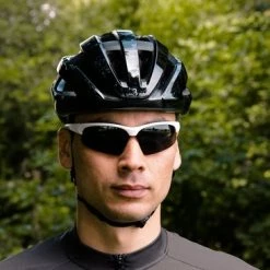 Coupon ✔️ BBB Cycling Impress Fietsbril - Wielrenbril Met 3 Lenzen - Lichtgewicht Racefiets Bril - Mat Wit - BSG-58 ???? -bike shop 550x366 118