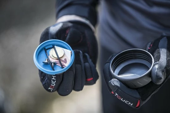 Goedkoopste ???? BBB Cycling Tools &Tubes Gereedschapsbidon - Racefiets - Duurzaam Materiaal - Zwart - Maat L (630ml) - BTL-18 ???? 4 Goedkoopste ???? BBB Cycling Tools &Tubes Gereedschapsbidon - Racefiets - Duurzaam Materiaal - Zwart - Maat L (630ml) - BTL-18 ???? - Afbeelding 2