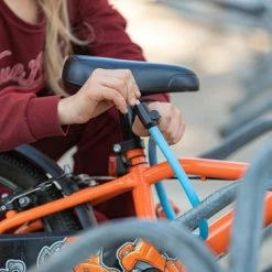 Hete verkoop ❤️ AXA - Resolute 6-60 Slot Voor Kinderfietsen - Kabelslot - Gebruiksvriendelijk - 60 Cm Lang - Diameter 6 Mm Paars ???? -bike shop 550x366 58