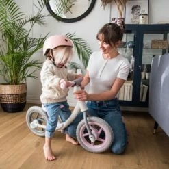 Beste Verkoop ???? MoMi Mimi Kinderhelm - Roze ???? -bike shop 550x366 72