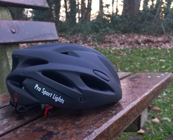 Hete verkoop ✔️ Pro Sport Lights Fietshelm Zwart Volwassenen - Matt - Large 58/61cm - Volwassenen ???? 11 Hete verkoop ✔️ Pro Sport Lights Fietshelm Zwart Volwassenen - Matt - Large 58/61cm - Volwassenen ???? - Afbeelding 9