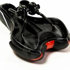 Begroting ???? Voltano Sport Fietszadel Gel Trekking Zadel Met Uitsparing Unisex - Zwart / Rood - Incl. Gratis Zadelstrop ???? -bike shop 550x491 7