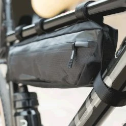 Top 10 ???? BBB Cycling Middle Mate Frametas Fiets - Racefiets Tas Waterbestendig - Lichtgewicht Tasje - Zwart - Maat L - BSB-142 ???? -bike shop 550x550 32