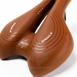 Uitgang ???? Voltano Sport Trekking Fietszadel - Comfortabel Gel Zadel - Met Uitsparing - Inclusief Zadelstrop - 100% Waterdicht - Unisex - Bruin ???? -bike shop 550x550 349
