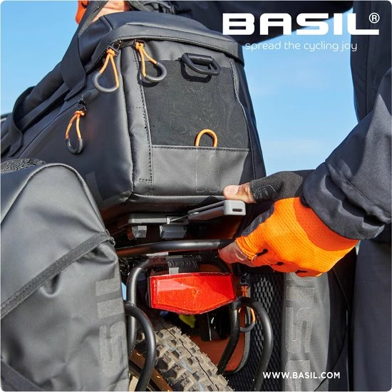 Begroting ✨ Basil Miles Tarpaulin Fietsrugzak - Enkele Fietstas - Zwart - 17 Liter ???? 11 Begroting ✨ Basil Miles Tarpaulin Fietsrugzak - Enkele Fietstas - Zwart - 17 Liter ???? - Afbeelding 9