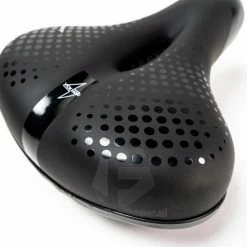 Coupon ???? Voltano Pro Gel Fietszadel Met Uitsparing Zwart Unisex - Inclusief Zadelstrop - Ergonomisch Gevormd - Elastomeer Vering ???? -bike shop 550x550 580