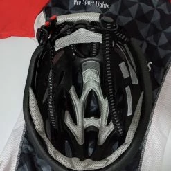 Hete verkoop ✔️ Pro Sport Lights Fietshelm Zwart Volwassenen - Matt - Large 58/61cm - Volwassenen ???? 24 Hete verkoop ✔️ Pro Sport Lights Fietshelm Zwart Volwassenen - Matt - Large 58/61cm - Volwassenen ???? -bike shop 550x732 32