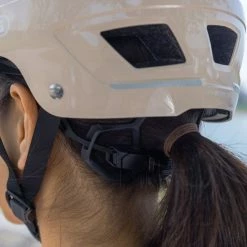 Beste deal ???? ABUS Hyban 2.0 Fietshelm - Maat L (56-61 Cm) - Glacier Blue ⭐ 15 Beste deal ???? ABUS Hyban 2.0 Fietshelm - Maat L (56-61 Cm) - Glacier Blue ⭐ -bike shop 550x825 7